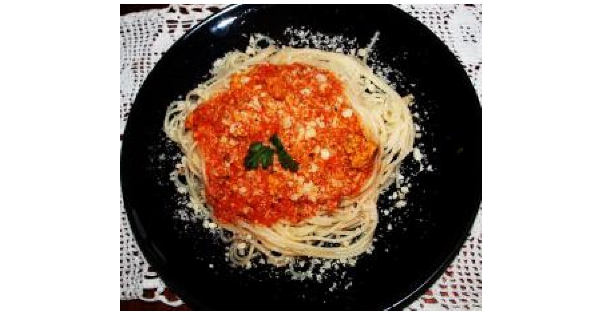 Spaghetti bolognese z warzywami jest to przepis stworzony przez